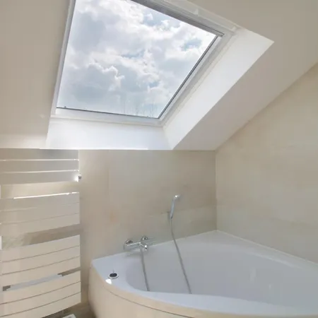 Semesterbostad Pretty Terraced House With Garden Level In *