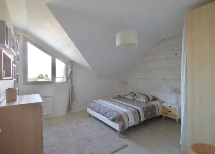 Casa vacanze Pretty Terraced House With Garden Level In *