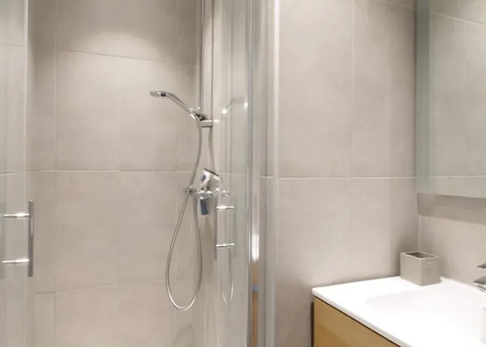 Pretty Terraced House With Garden Level In Casa vacanze *