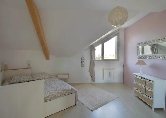 Casa vacanze Pretty Terraced House With Garden Level In