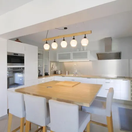Pretty Terraced House With Garden Level And Garage Holiday home Aix-les-Bains